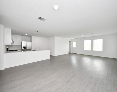 1314 Charlotte Way - Photo Thumbnail 14