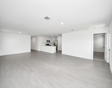 1314 Charlotte Way - Photo Thumbnail 15