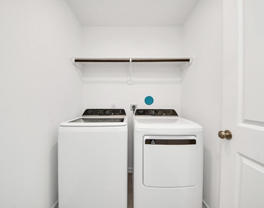 1314 Charlotte Way - Photo Thumbnail 10