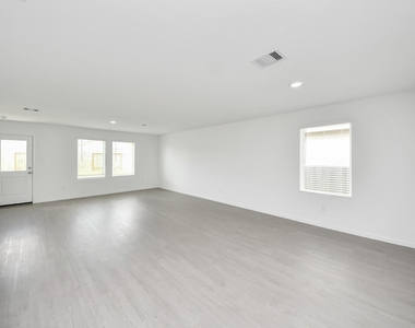 1314 Charlotte Way - Photo Thumbnail 13