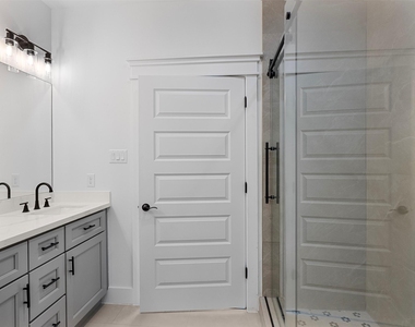 4103 E Toliver Street - Photo Thumbnail 23