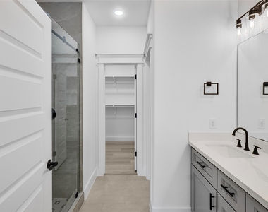 4103 E Toliver Street - Photo Thumbnail 19