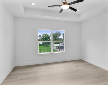 4103 E Toliver Street - Photo Thumbnail 22