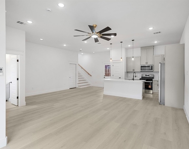 4103 E Toliver Street - Photo Thumbnail 10