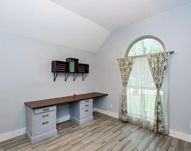 2306 Coleridge Court - Photo Thumbnail 34