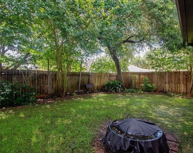 2306 Coleridge Court - Photo Thumbnail 38