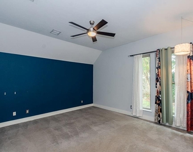 2306 Coleridge Court - Photo Thumbnail 19