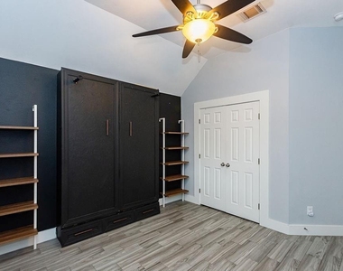 2306 Coleridge Court - Photo Thumbnail 28
