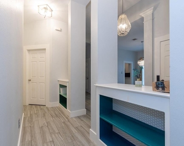 2306 Coleridge Court - Photo Thumbnail 3