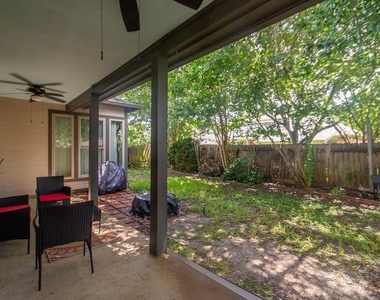 2306 Coleridge Court - Photo Thumbnail 37