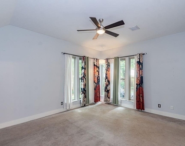 2306 Coleridge Court - Photo Thumbnail 35