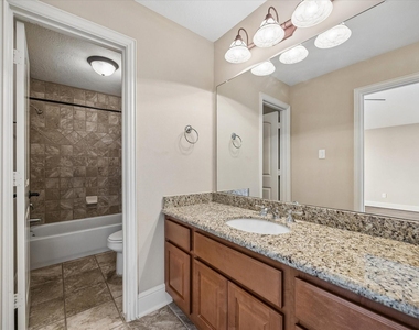 18910 Villa Bergamo Lane - Photo Thumbnail 20