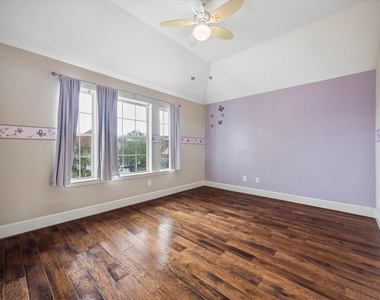 18910 Villa Bergamo Lane - Photo Thumbnail 10