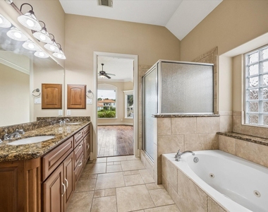 18910 Villa Bergamo Lane - Photo Thumbnail 16