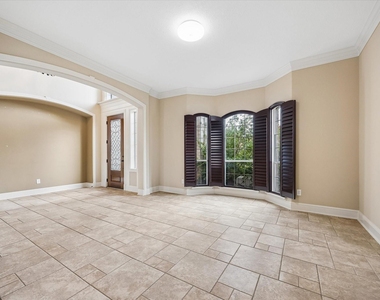 18910 Villa Bergamo Lane - Photo Thumbnail 24