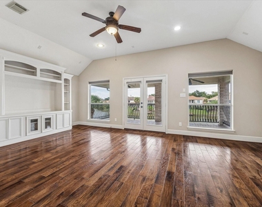 18910 Villa Bergamo Lane - Photo Thumbnail 4