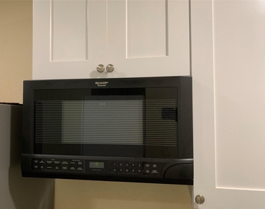 9607 Eday Drive - Photo Thumbnail 3