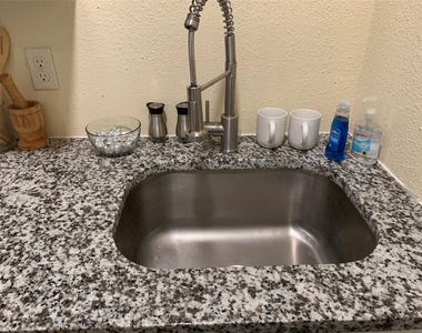 9607 Eday Drive - Photo Thumbnail 4