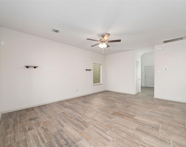 7966 Fijian Cypress Drive - Photo Thumbnail 4