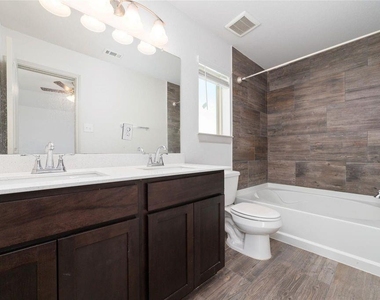 7966 Fijian Cypress Drive - Photo Thumbnail 17