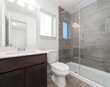 7966 Fijian Cypress Drive - Photo Thumbnail 13