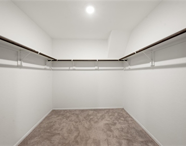 557 Brook Terrance Lane - Photo Thumbnail 4