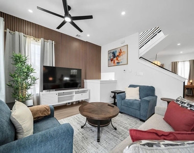 6903 Saint Augustine Street - Photo Thumbnail 1