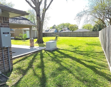 11507 Marrs Drive - Photo Thumbnail 35