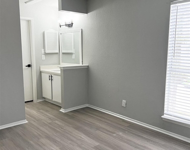 6200 W Tidwell Road - Photo Thumbnail 10