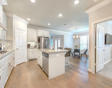 13622 Teal Bluff Lane - Photo Thumbnail 17