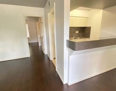 4701 Bell Street - Photo Thumbnail 5