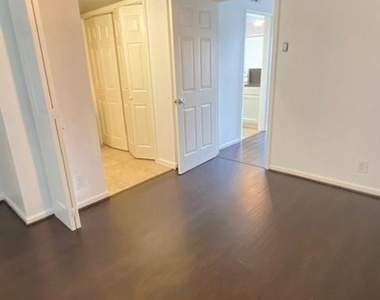4701 Bell Street - Photo Thumbnail 13
