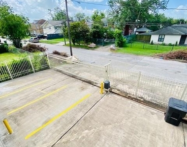 4701 Bell Street - Photo Thumbnail 16