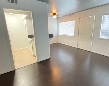4701 Bell Street - Photo Thumbnail 14