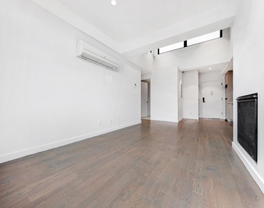 594 Bushwick Avenue - Photo Thumbnail 4