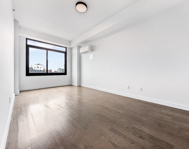 594 Bushwick Avenue - Photo Thumbnail 8