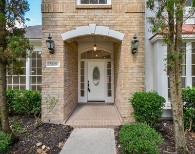 5519 Evening Shore Drive - Photo Thumbnail 6