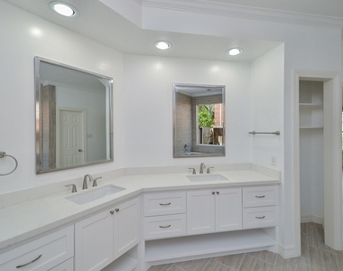 5519 Evening Shore Drive - Photo Thumbnail 22