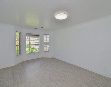 5519 Evening Shore Drive - Photo Thumbnail 21