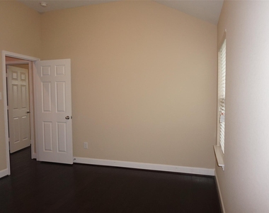 1235 Posey Ridge Lane - Photo Thumbnail 14