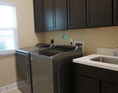 1235 Posey Ridge Lane - Photo Thumbnail 31