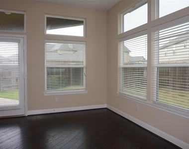 1235 Posey Ridge Lane - Photo Thumbnail 12