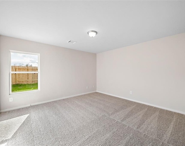 15528 Briar Forest Drive - Photo Thumbnail 7