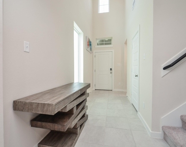 7222 Allendale Arbor Court - Photo Thumbnail 3