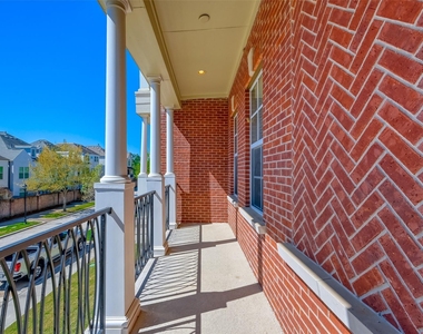 74 Shell Port Square - Photo Thumbnail 43