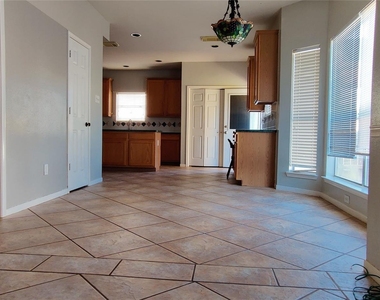 5110 Brett Drive - Photo Thumbnail 10