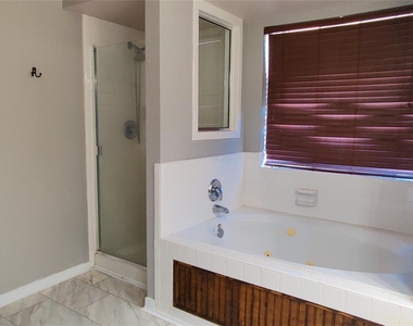5110 Brett Drive - Photo Thumbnail 34