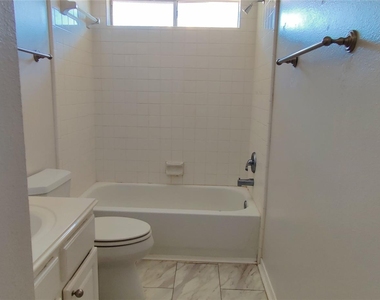 5110 Brett Drive - Photo Thumbnail 23