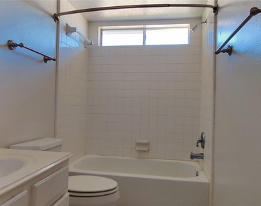 5110 Brett Drive - Photo Thumbnail 24
