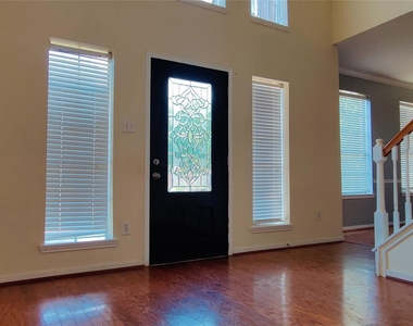 5110 Brett Drive - Photo Thumbnail 5